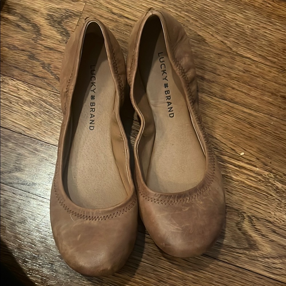 Lucky Brand Women's Tan Ballet Flats